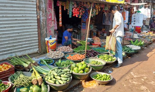 ৭০ টাকার কাঁচামরিচ ১০০ টাকা হয় যেভাবে