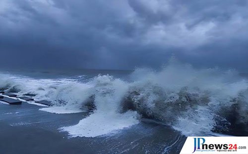 বঙ্গোপসাগরে লঘুচাপ সৃষ্টি, ঘুর্ণিঝড়ের সম্ভাবনা