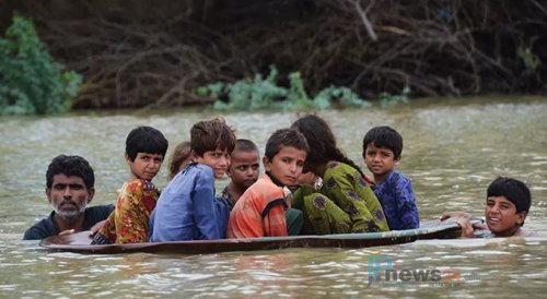 পাকিস্তানে ভারী বৃষ্টিপাতে ২৫ জনের মৃত্যু