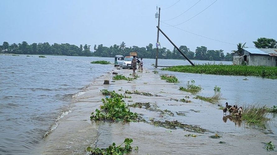 সুনামগঞ্জে বন্যা পরিস্থিতির অবনতি, প্লাবিত শতাধিক গ্রাম