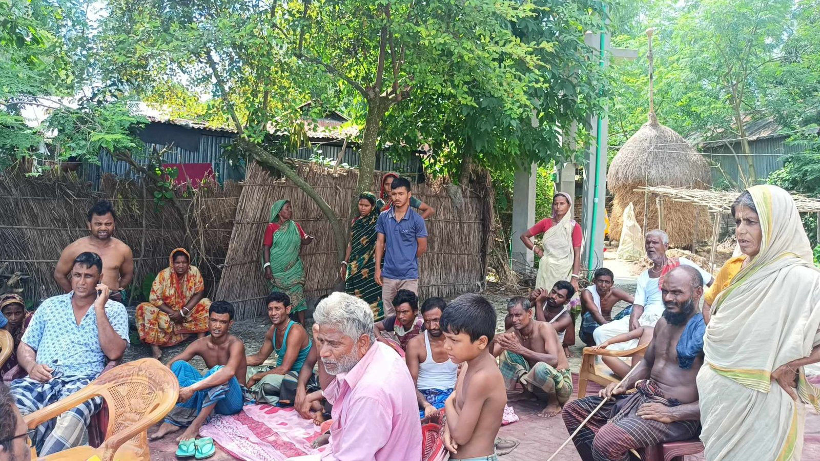 চিলমারীতে জেলে সম্প্রদায়ের উপর নির্যাতন, থানায় মামলা